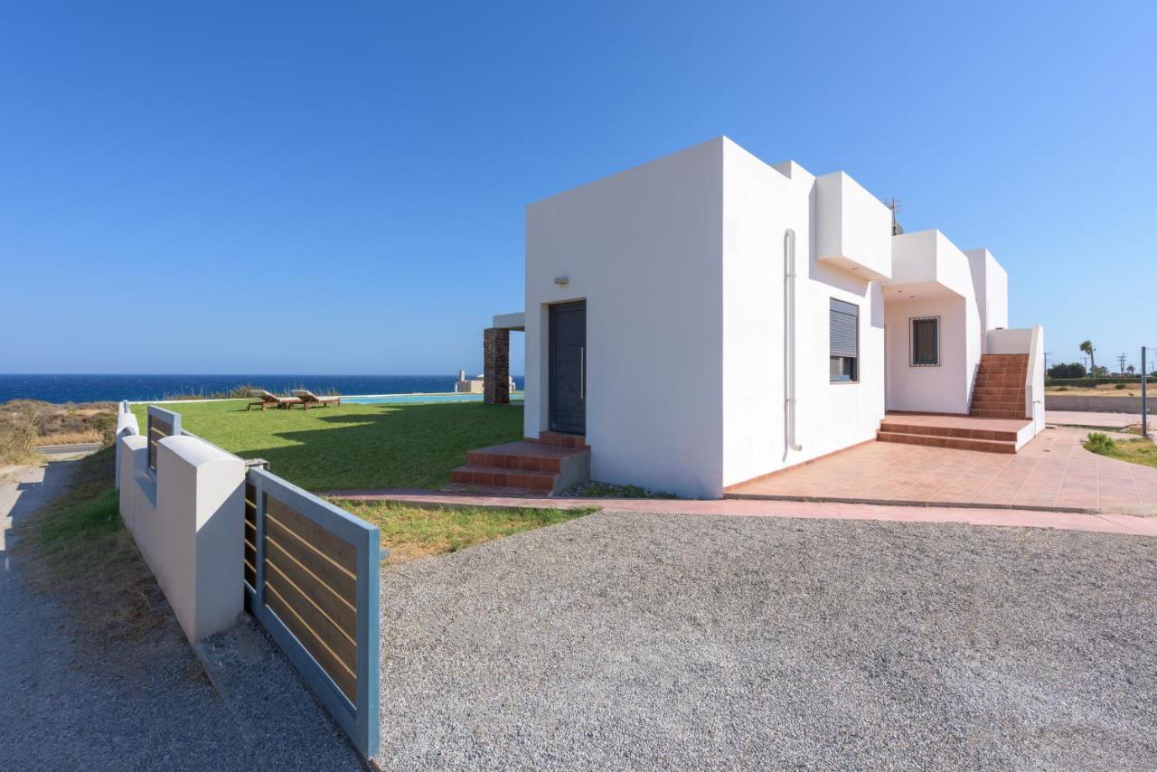 Cristelia Seafront & Pool Villa Lakhania Ngoại thất bức ảnh