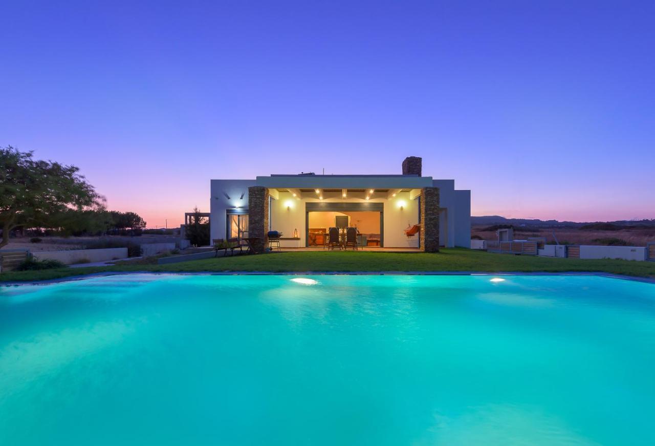 Cristelia Seafront & Pool Villa Lakhania Ngoại thất bức ảnh